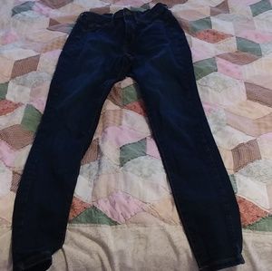 Dark skinny jeans
